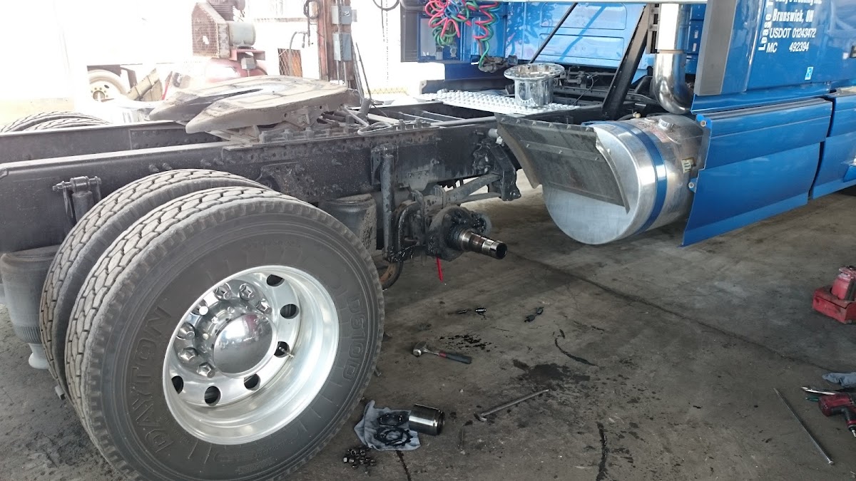 Sun Valley Fleet Service shop photo